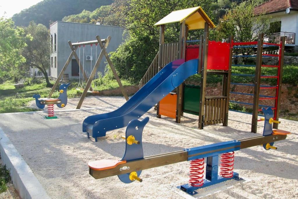 הרצג-נובי Acacia Hill Apartments מראה חיצוני תמונה
